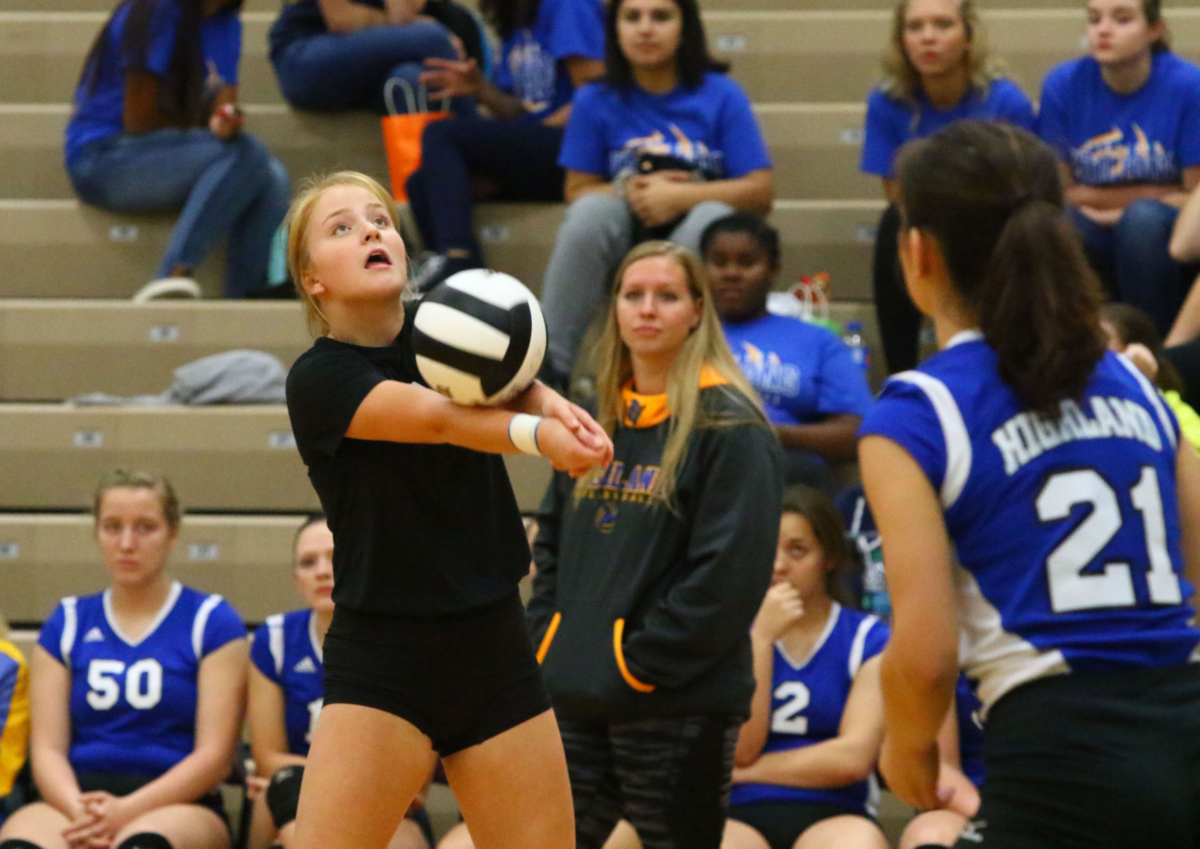 Gallery: Volleyball Sectional - East Chicago vs. Highland